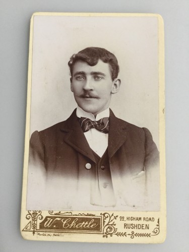 Carte de visite W. Chettle