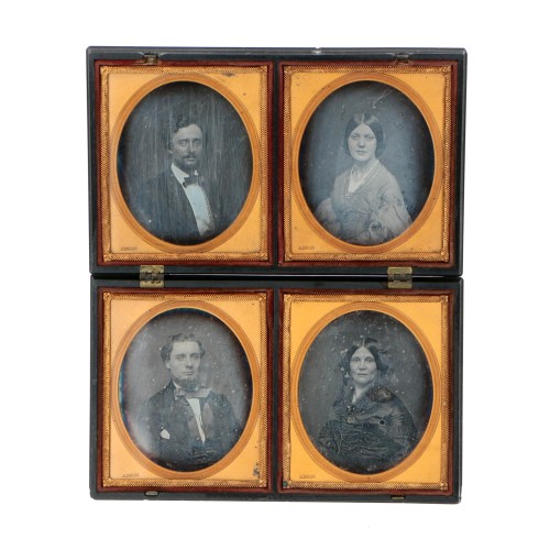 4 retratos Daguerrotipos en carcasa decorada