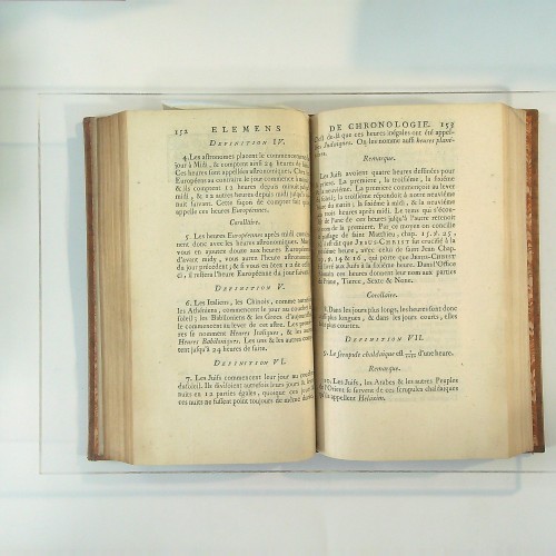 "ELEMENS D'OPTIQUE"