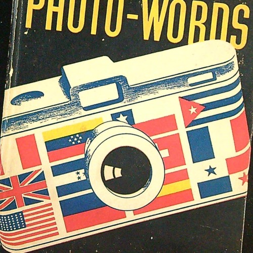 Libro: Photo-Words (incluido dentro de la colección Photoguide Magazine)