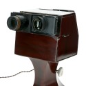 Visor estereoscopio Stéréodrome metálico Société des Établissements Gaumont con proyector