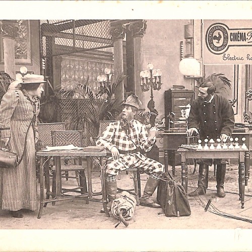 Fotografia: “Electric Hotel / L’Hôtel électrique”