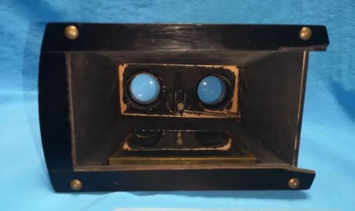 Wood stereo viewer