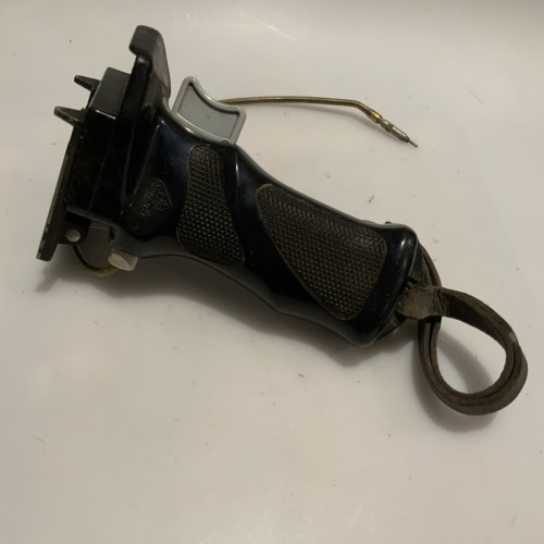 Empuñadura mecánica Rolleifix para cámaras Rolleiflex