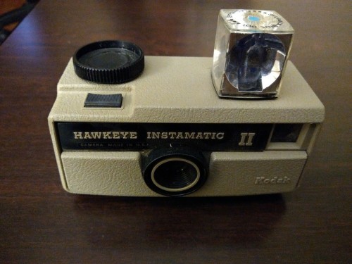 Cámara Kodak Hawkeye Instamatic II blanca