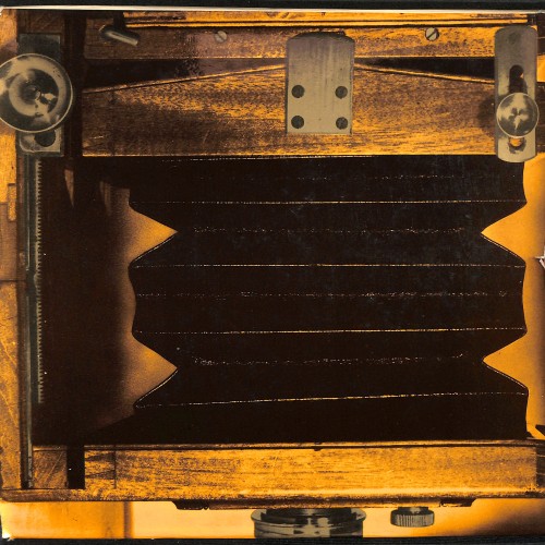 Libro:  Collecting Old Cameras.