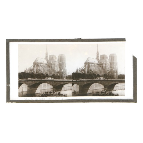 Vista estereoscopica cristal - Abside de Nore Dame (Paris)