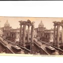 Vista estéteo Columnas del Templo de Saturno y Arco de Septimio Severo, Foro Romano (Roma, Italia)