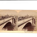Vista estereoscópica  “Tráfico sobre el London Bridge, Londres (Inglaterra), hacia 1896”