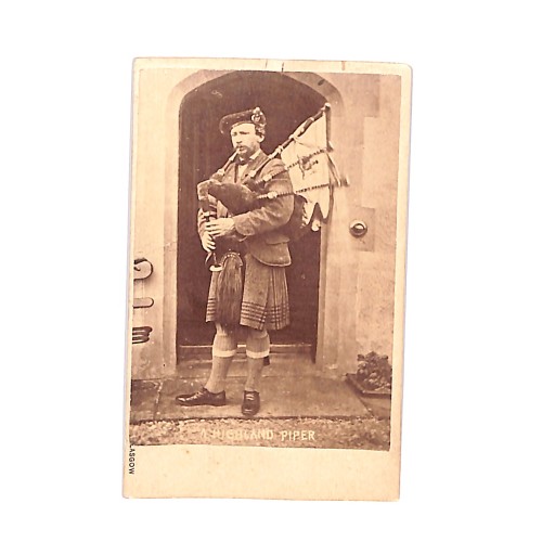 📷 CDV — “Highland Piper” (Escocia)