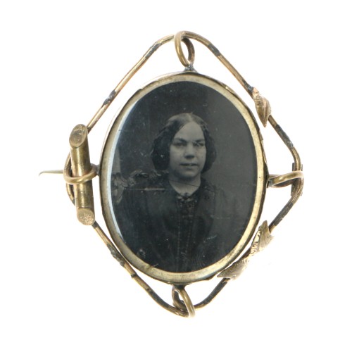Broche con fotografia retrato mujer