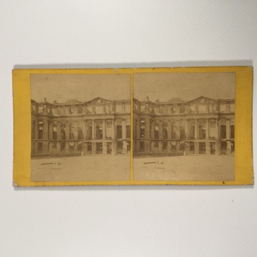 Vista estereo de cartón_ Edificio monumental palaciego en ruinas (probablemente París tras los estragos de la Comuna).