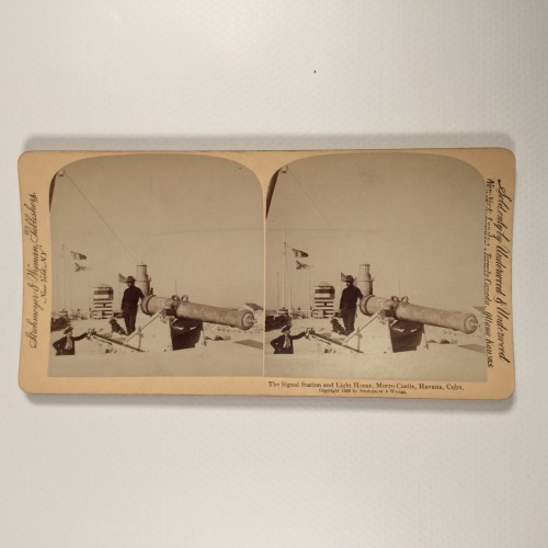 Vista estereo de cartón -"The Signal Station and Light House, Morro Castle, Havana, Cuba."