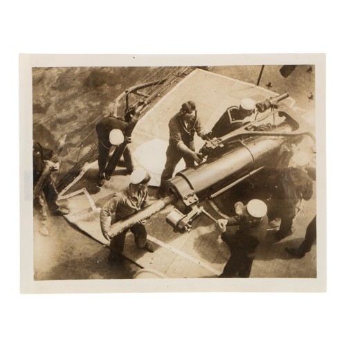 Fotografia Official Photograph - WW Transmission Abroad - Official naval photo.