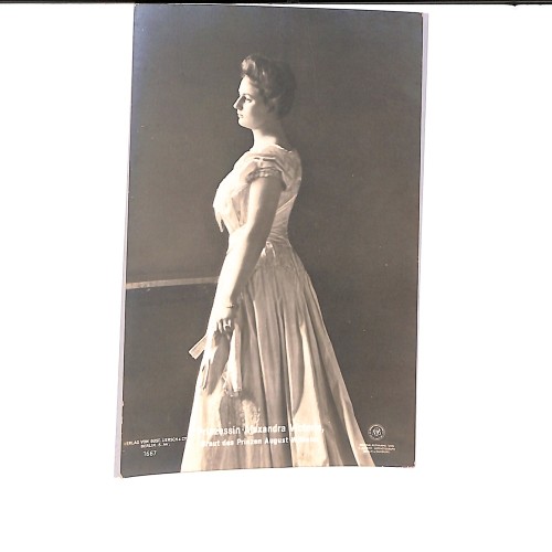 Retrato de perfil de la Princesa Alexandra Victoria.