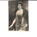 Retrato de estudio de Su Majestad la Reina Margarita de Italia (Margherita di Savoia), Reina Madre.