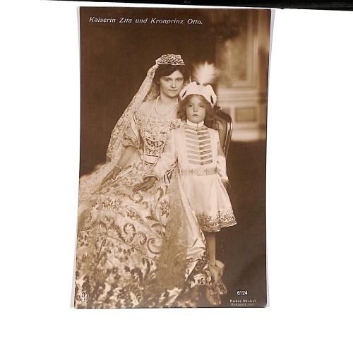 Retrato de la Emperatriz Zita (Kaiserin Zita) y el Príncipe Heredero Otto de Habsburgo.