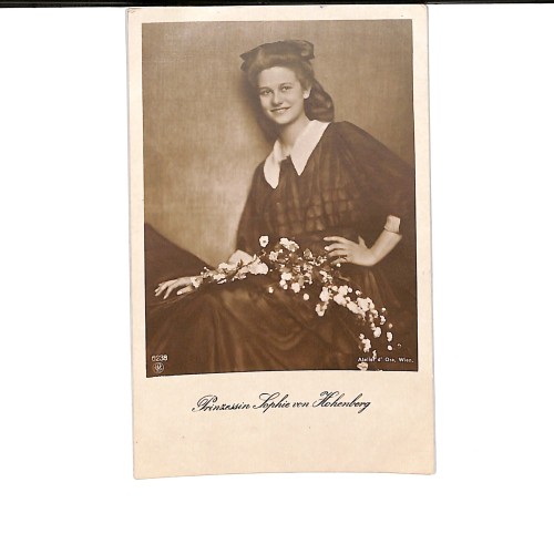 Retrato de estudio de la Princesa Sofía de Hohenberg.