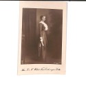 Retrato de estudio de cuerpo entero de su Alteza Imperial y Real la Archiduquesa Zita de Austria.