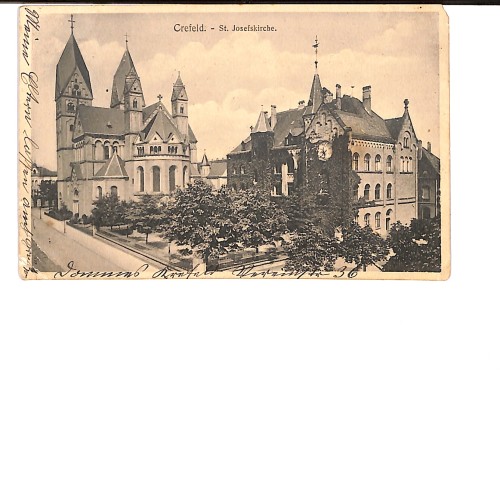 Iglesia de San José (St. Josefskirche) y edificios adyacentes en Crefeld (Krefeld), Alemania.