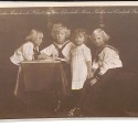 Retrato de estudio de los cuatro hijos de su Alteza Imperial y Real la Archiduquesa Isabel María de Austria.