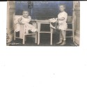 Retrato infantil de los príncipes Guillermo y Luis Fernando de Prusia, dinastía Hohenzollern.