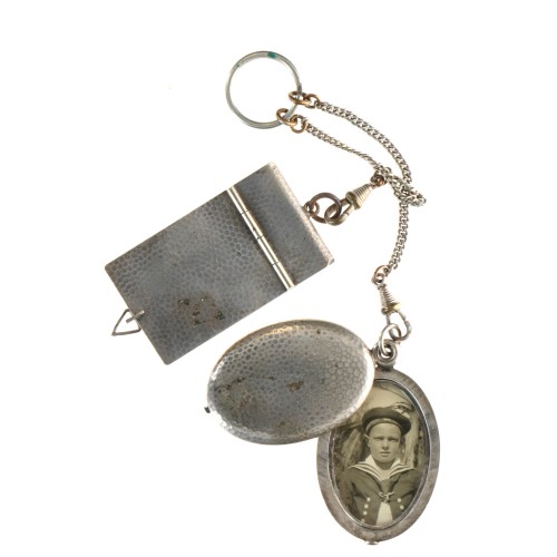 Chatelaine de bolsillo o llavero de caballero con guardapelo y libreta de notas