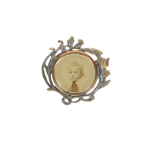 Broche-medallón fotográfico de estilo Art Nouveau