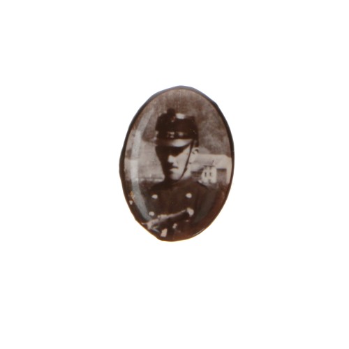 Medallón colgante ovalado de diseño liso
