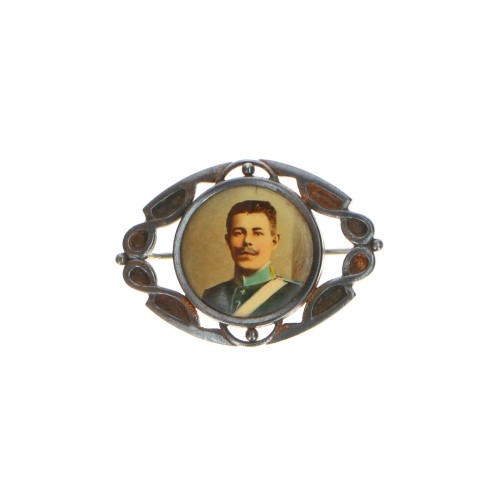 Broche de solapa