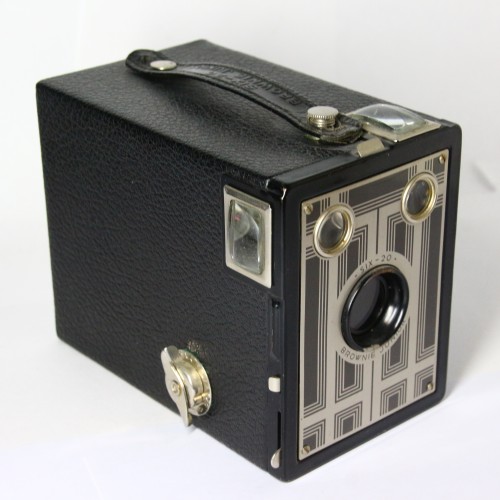 Cámara cajón Kodak Brownie Junior Six-20 6x9cm