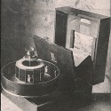 Fotografía del mecanismo de proyección del Teatro Óptico (detalle de lentes y espejos)