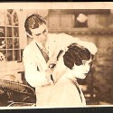 Tarjeta coleccionable: Una cabellera que se pierde (Lois Wilson) (Cromo publicitario).