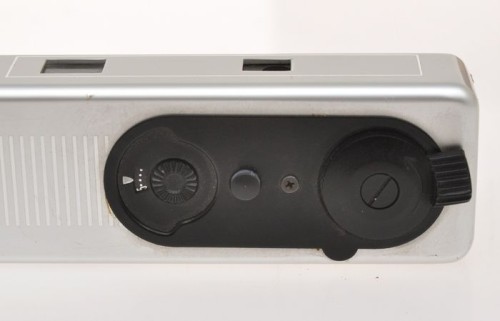 Nikoh avec briquet électronique appareil photo Minimax-Lite, finition chrome