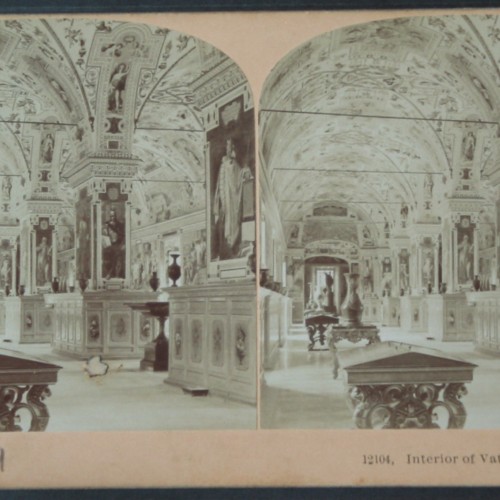 Tarjeta estereoscópica del interior de los Museos Vaticanos, Roma, por B. W. Kilburn, 1897