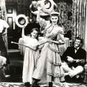Fotografía publicitaria de la película 'Cita en San Luis' (Meet Me in St. Louis) con Judy Garland y Margaret O'Brien