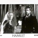 Fotografía promocional de la película Hamlet (1990) con Mel Gibson y Glenn Close