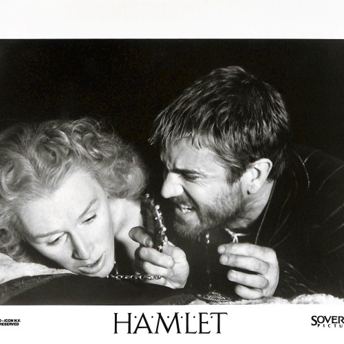 Fotografía promocional de la película Hamlet (1990) con Mel Gibson y Glenn Close