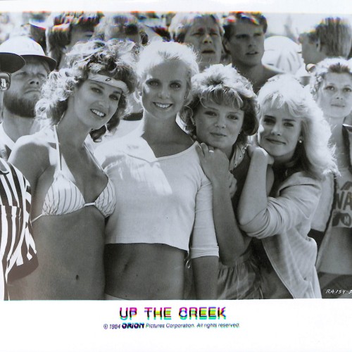 Fotografía promocional en blanco y negro de la película 'Up the Creek' (1984)