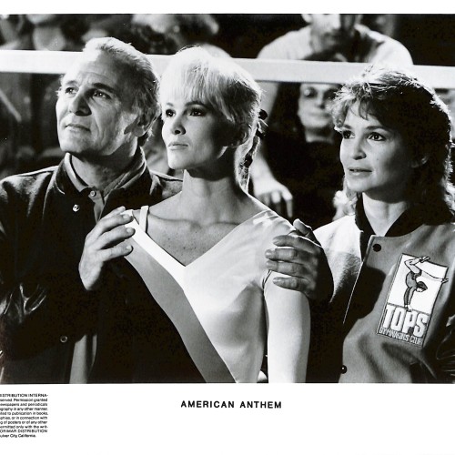 Fotografía promocional en blanco y negro de la película 'American Anthem'