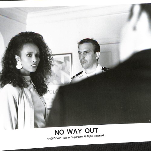 Fotografía promocional o "lobby card" de la película No Way Out