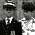 Fotografía original en blanco y negro de dos niños