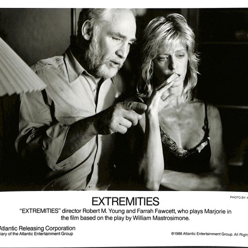 Fotografía promocional de prensa de la película 'Extremities' (1986)