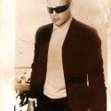 Fotografía original en blanco y negro de Marlon Brando con gafas de sol oscuras