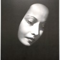 Fotografía en blanco y negro de la actriz Merle Oberon