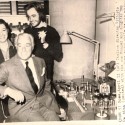 Fotografía de prensa de Vittorio De Sica en la moviola