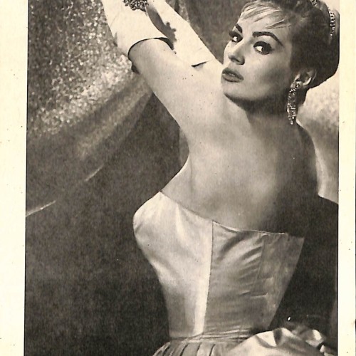 Postal fotográfica de la actriz Anita Ekberg editada por Productos Compactos S.A.