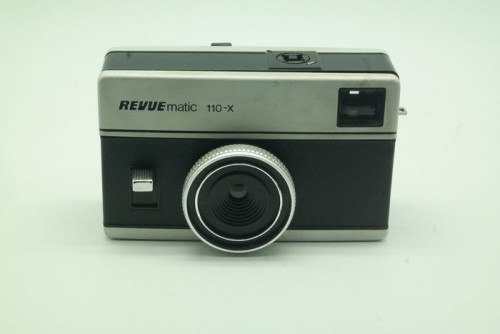 Revenue instamatic camera matic 110-X