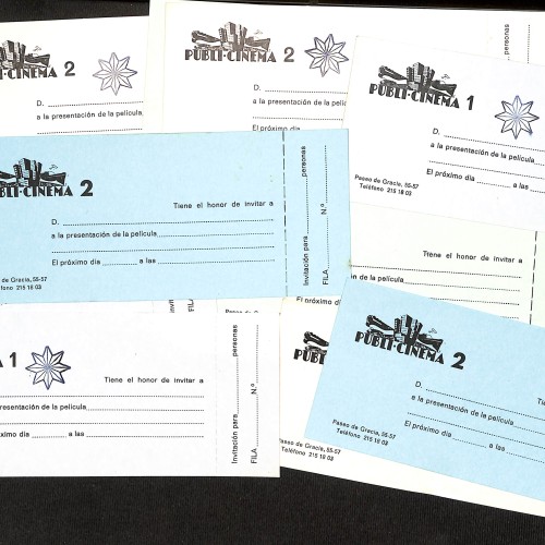 Lote de invitaciones en blanco para presentaciones de películas en Publi-Cinema 1 y 2