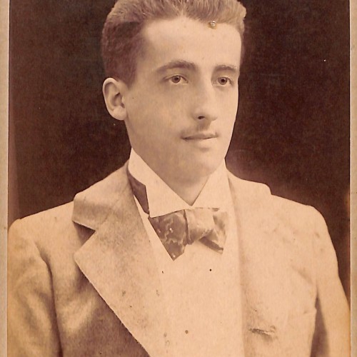 Retrato fotográfico original de Fructuós Gelabert joven por el estudio Napoleón